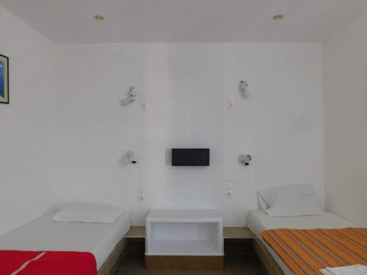 Sea Side Perivolos Hotel ภายนอก รูปภาพ