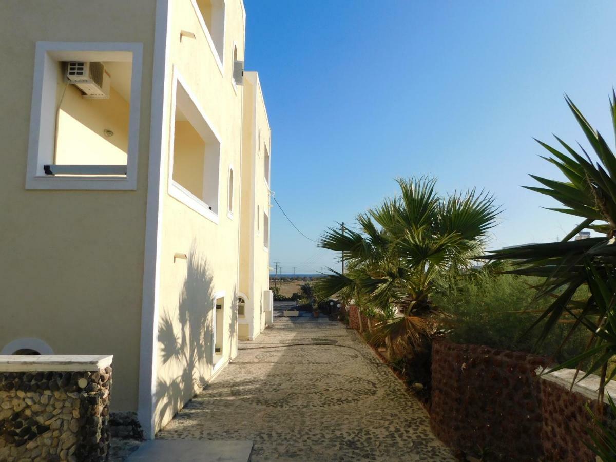 Sea Side Perivolos Hotel ภายนอก รูปภาพ